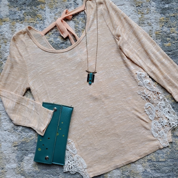 Charming Charlie Crochet Detail Peach Knit Top - Picture 3 of 11